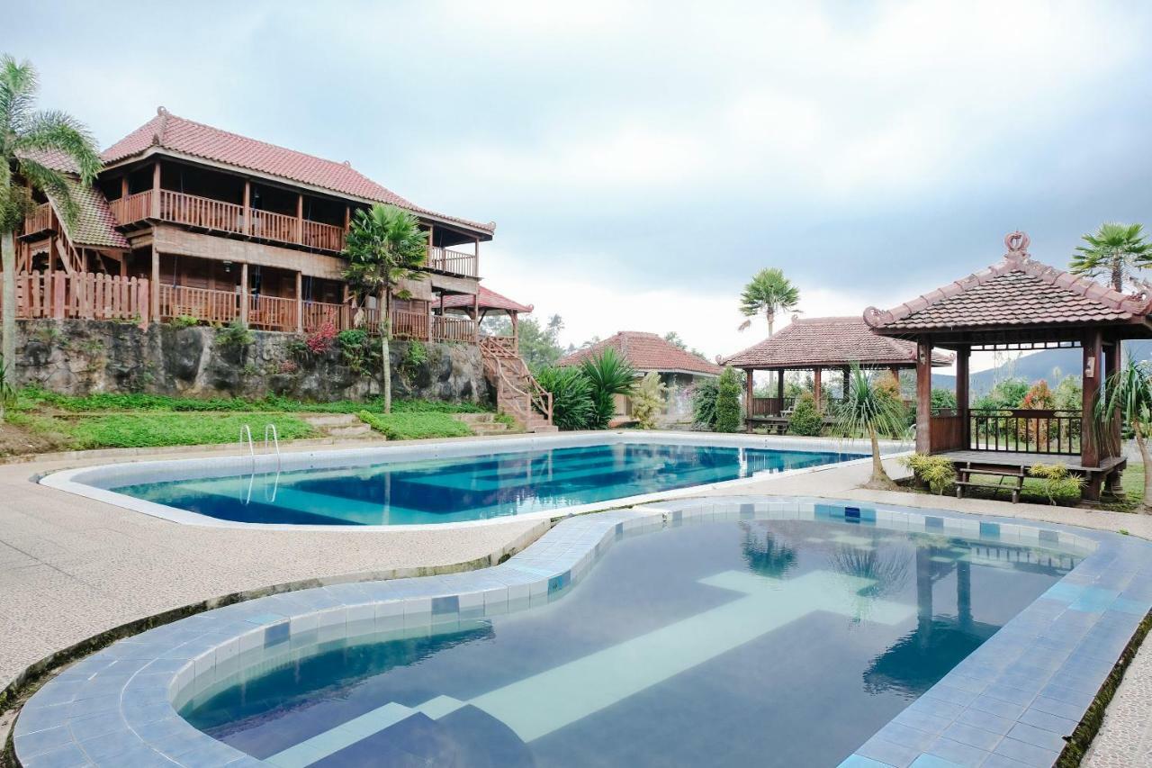 Capital O 892 Grand Pujon View Hotel And Resort 巴图 外观 照片