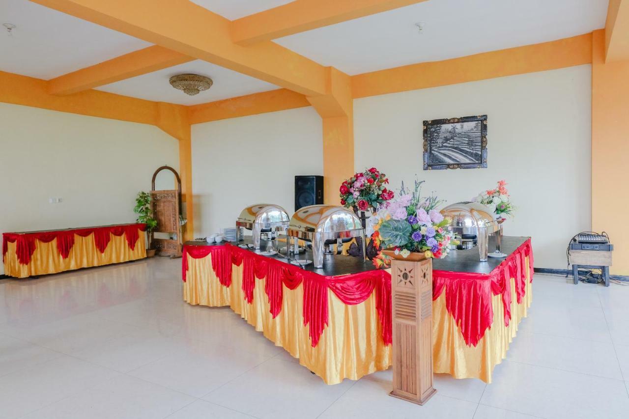 Capital O 892 Grand Pujon View Hotel And Resort 巴图 外观 照片